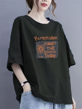 ファームタイデン グラフィックプリント サマーTシャツ - カジュアル クルーネック 半袖、ゆったりフィット、ポリエステル、洗濯機可、ブラックにオレンジ文字、農家スタイル、カジュアルワードローブの定番 | グラフィックティー | ニット素材