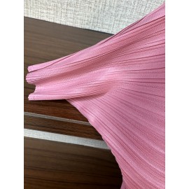 女性用ベージュトップス、ゆったりシルエット、ラウンドネック、夏カジュアル