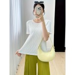 夏 レディース シックなグリーンプリーツ ラウンドネック 半袖トップ - スリミング無地、手入れ簡単ポリエステル、洗濯機＆ドライクリーニング可、胸部ディテール付き - カジュアルウェアに最適
